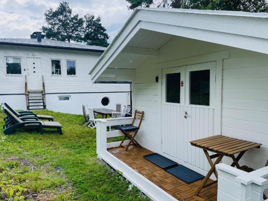 Appartamento With1 Bedroom Separate Living With A Sofa Bed And A Tiny Kitchen A Bathroom Located In Nordstrand Near By The Sea For 3 Guests With A Garden And Grill 5 Extra Guests With Extra Cost In The With Sea View Just Outside The Apar